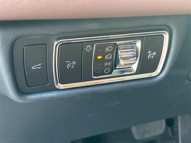 new 2025 Lincoln Aviator car, priced at $75,102