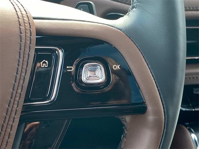 new 2025 Lincoln Aviator car, priced at $75,102