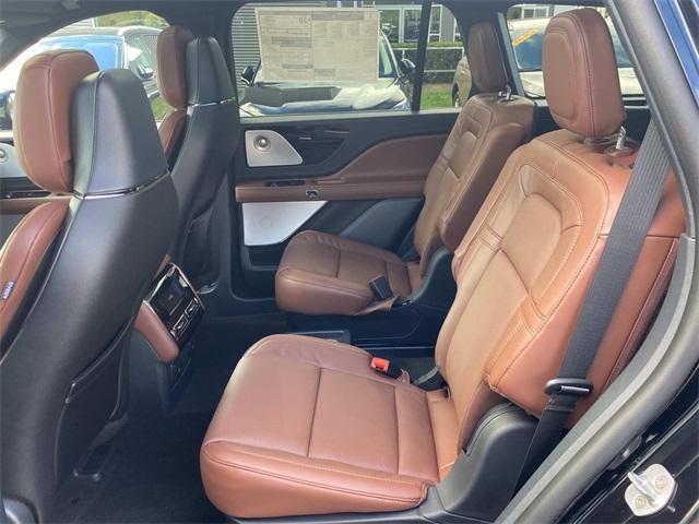 new 2025 Lincoln Aviator car, priced at $75,102