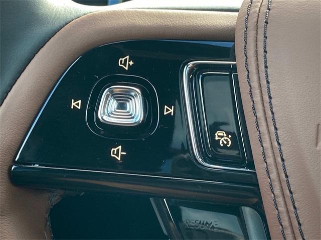 new 2025 Lincoln Aviator car, priced at $75,102