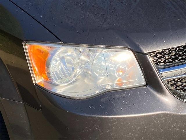 used 2017 Dodge Grand Caravan car, priced at $13,554