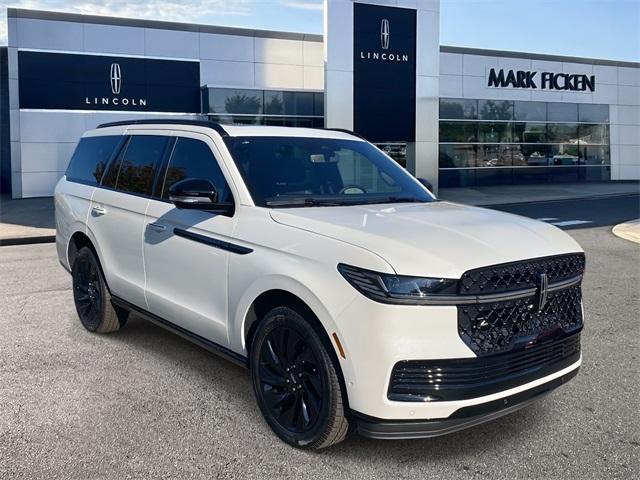 new 2025 Lincoln Navigator car, priced at $100,014