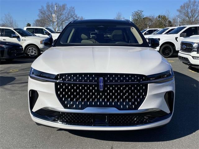 new 2025 Lincoln Nautilus car, priced at $62,955