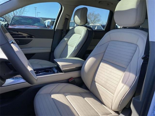 new 2025 Lincoln Nautilus car, priced at $62,955