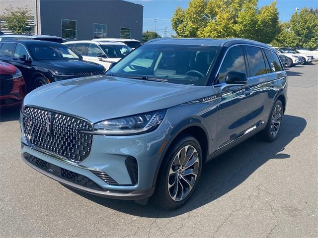 new 2025 Lincoln Aviator car, priced at $68,251