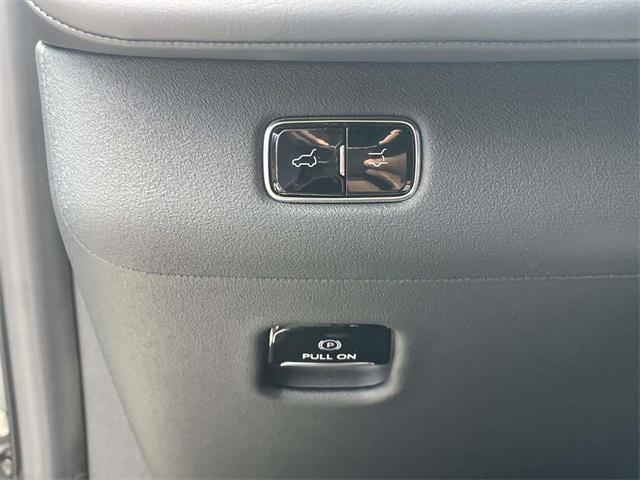 new 2025 Lincoln Navigator car, priced at $119,435