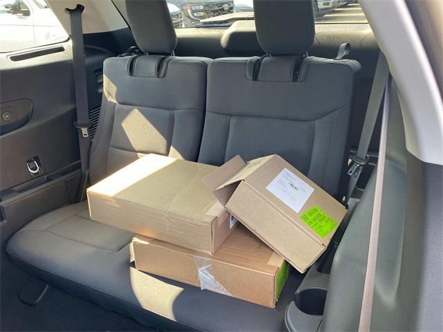 new 2025 Ford Explorer car, priced at $37,689