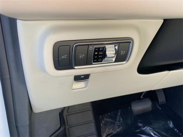 new 2026 Lincoln Nautilus car, priced at $64,022