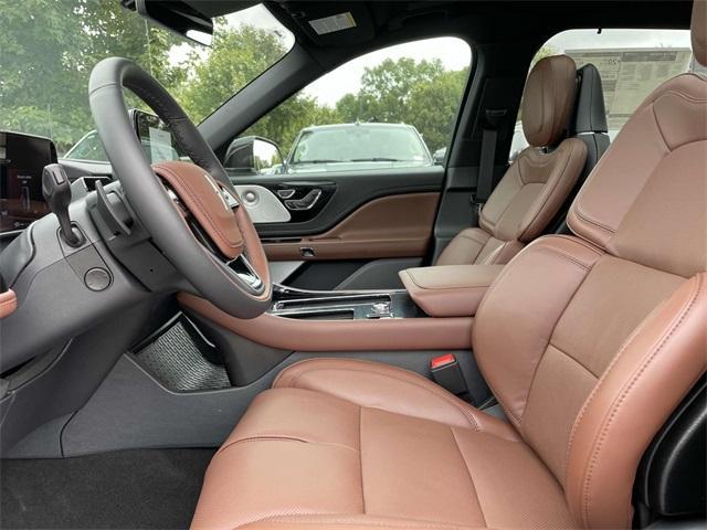 new 2025 Lincoln Aviator car, priced at $77,405