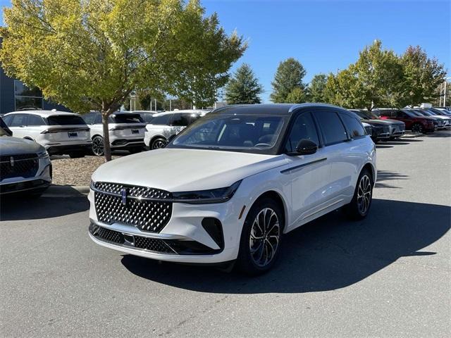 new 2024 Lincoln Nautilus car, priced at $62,512