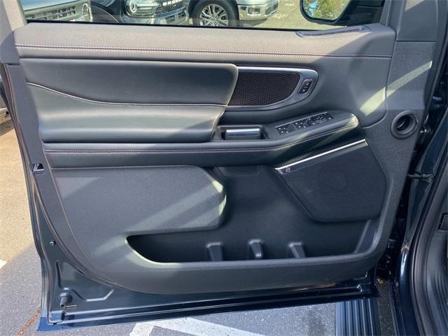 new 2025 Ford Expedition Max car, priced at $85,380