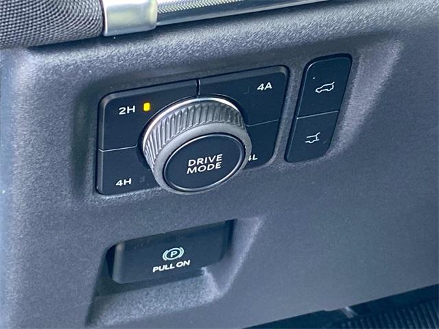 new 2025 Ford Expedition Max car, priced at $85,380