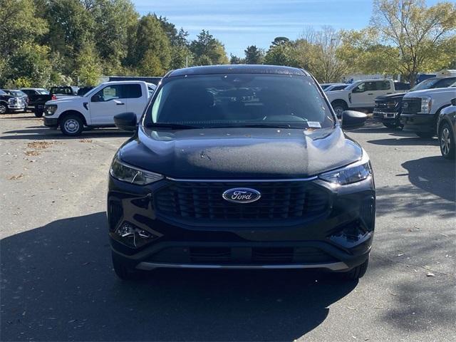 new 2025 Ford Escape car, priced at $25,220