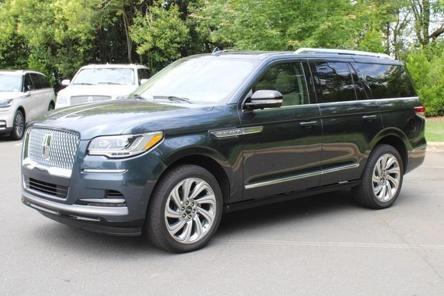 new 2024 Lincoln Navigator car, priced at $96,280