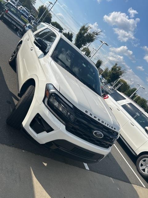 used 2022 Ford Expedition Max car, priced at $50,695