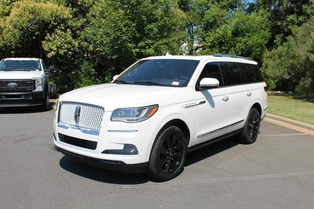 new 2024 Lincoln Navigator car, priced at $102,979