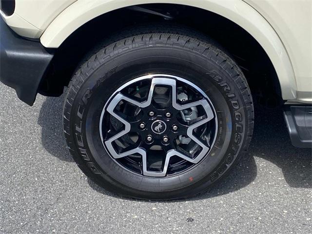 new 2025 Ford Bronco car, priced at $53,498