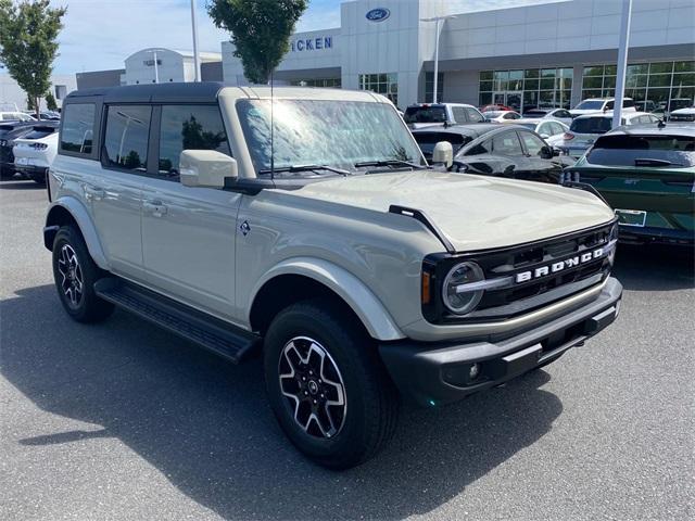 new 2025 Ford Bronco car, priced at $53,498
