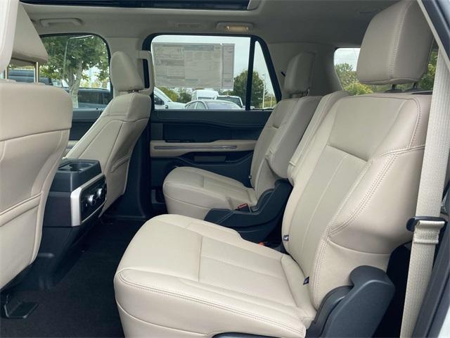 new 2024 Ford Expedition Max car, priced at $66,033