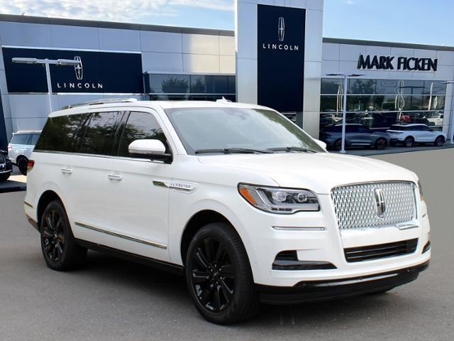 new 2024 Lincoln Navigator car, priced at $95,580