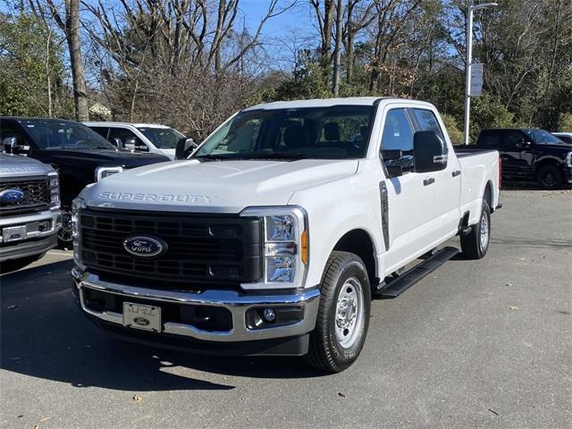 new 2024 Ford F-250 car, priced at $45,440