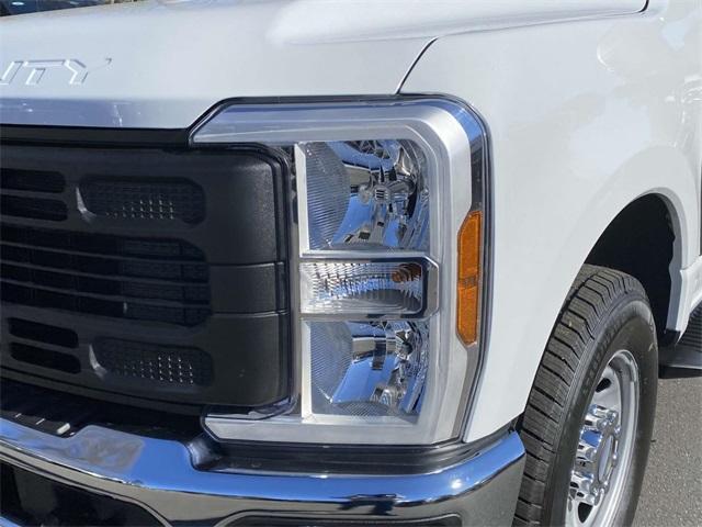 new 2024 Ford F-250 car, priced at $45,440