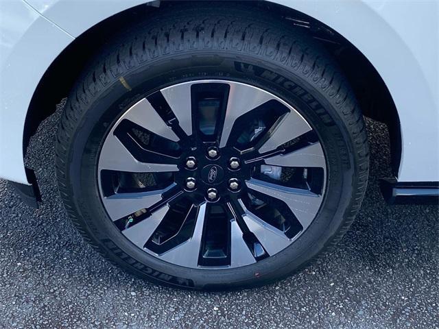 new 2025 Ford Expedition Max car, priced at $85,710