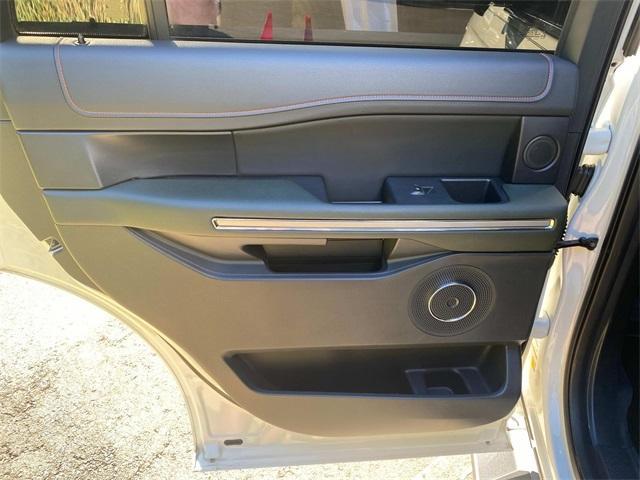used 2022 Ford Expedition car, priced at $46,522