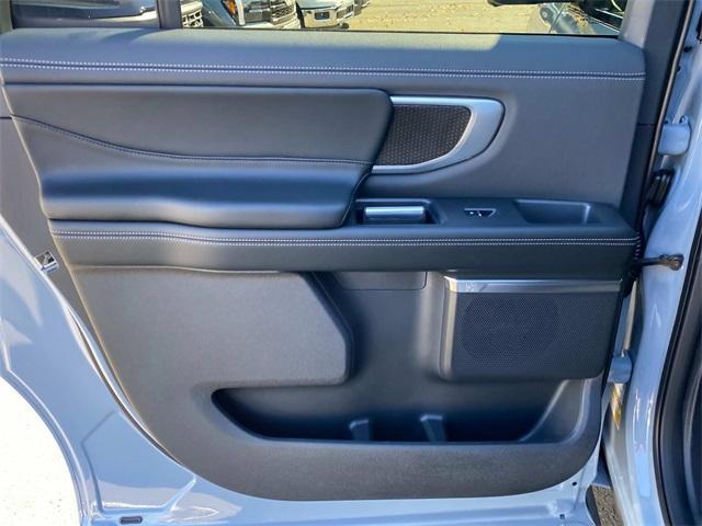 new 2025 Ford Expedition Max car, priced at $85,021