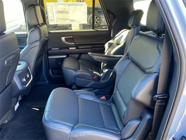 new 2025 Ford Expedition Max car, priced at $85,021