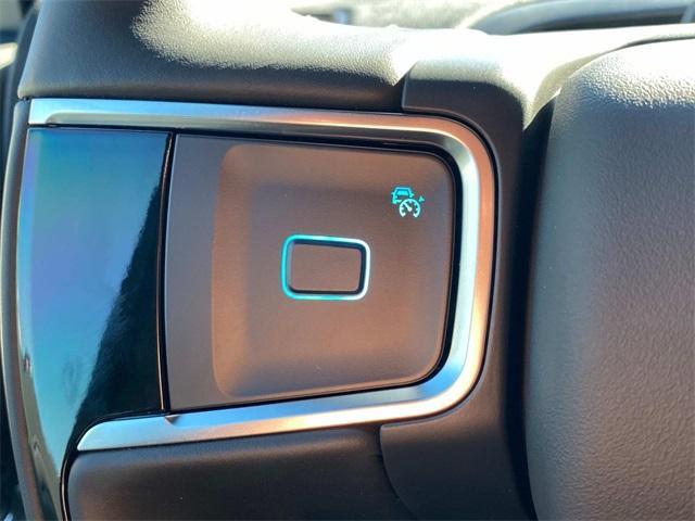 new 2025 Ford Expedition Max car, priced at $85,021