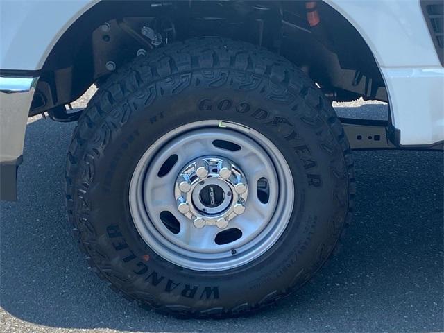 new 2025 Ford F-250 car, priced at $62,944