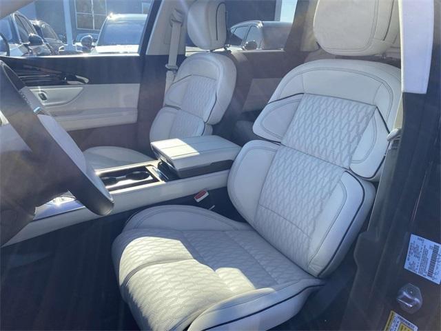 new 2025 Lincoln Nautilus car, priced at $82,545