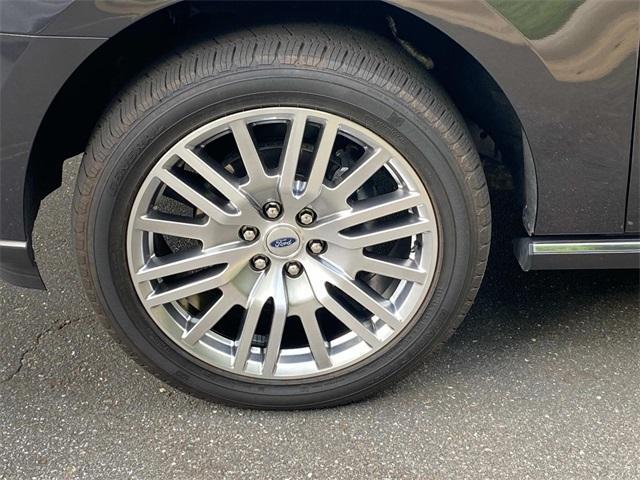 used 2024 Ford Expedition car, priced at $59,908