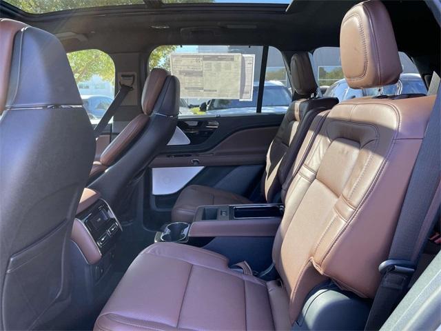 new 2025 Lincoln Aviator car, priced at $75,361