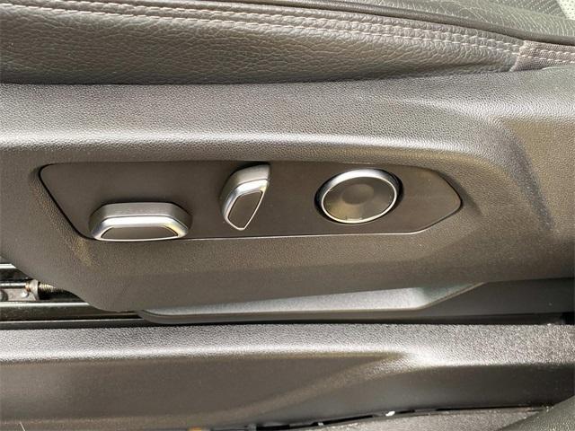 used 2021 GMC Yukon car, priced at $52,559