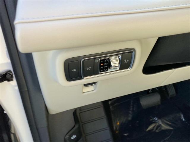 new 2026 Lincoln Nautilus car, priced at $65,784