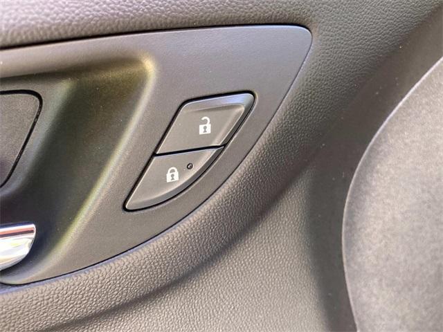 used 2021 Chevrolet Equinox car, priced at $17,214