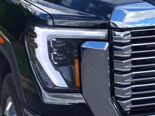 used 2025 GMC Sierra 3500 car, priced at $79,674