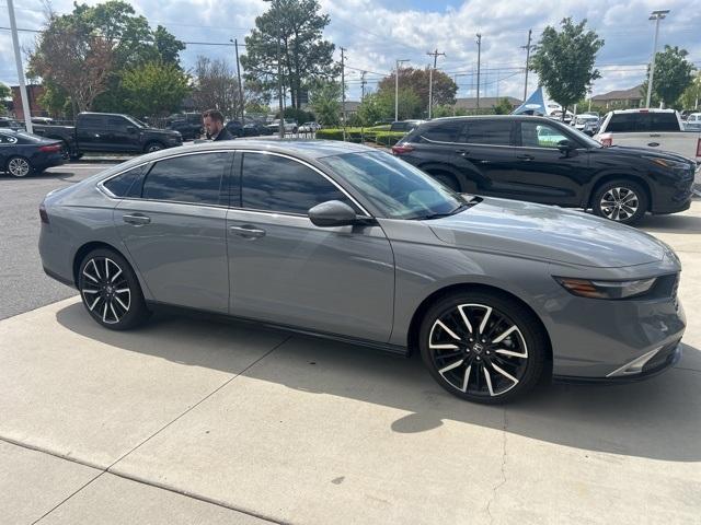 used 2024 Honda Accord Hybrid car, priced at $36,258
