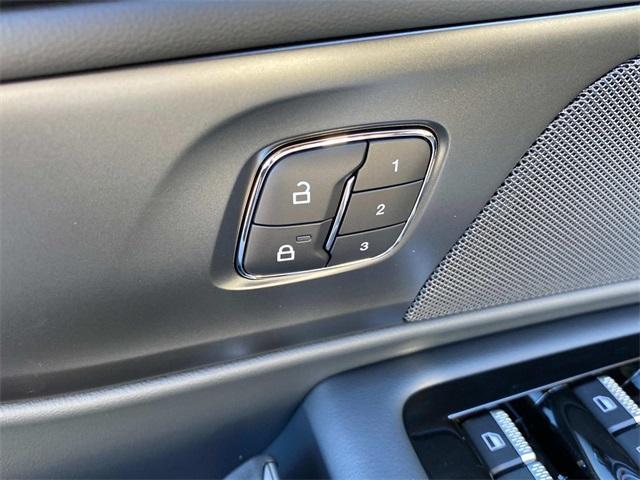 new 2026 Lincoln Nautilus car, priced at $62,424