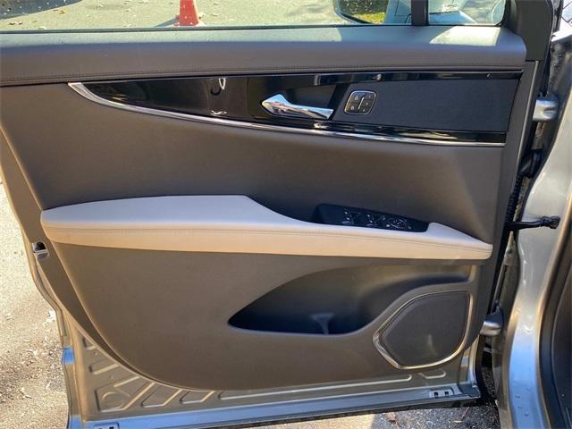 used 2022 Lincoln Nautilus car, priced at $34,622