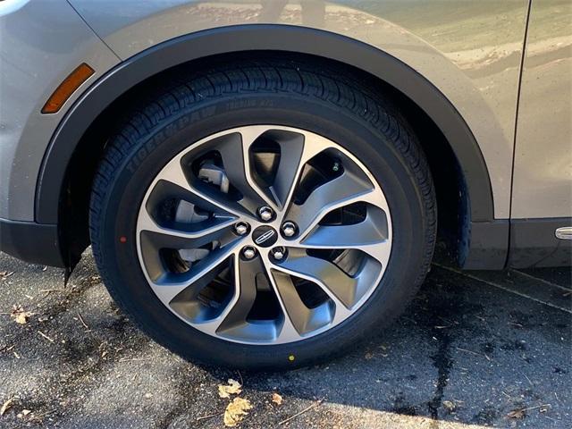 used 2022 Lincoln Nautilus car, priced at $34,622