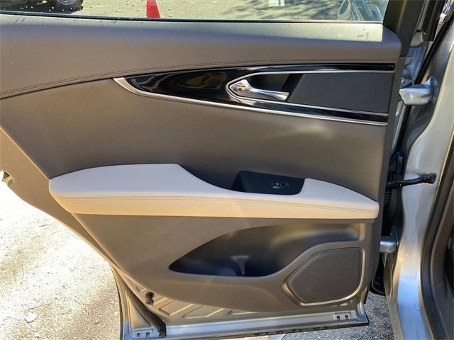 used 2022 Lincoln Nautilus car, priced at $34,622