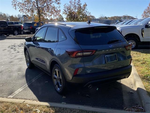 new 2025 Ford Escape car, priced at $28,194