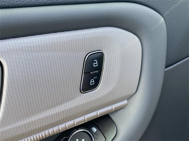new 2025 Ford Explorer car, priced at $43,106