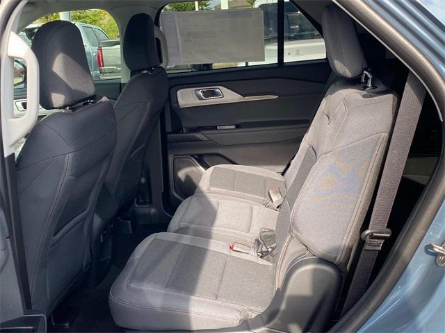 new 2025 Ford Explorer car, priced at $43,106