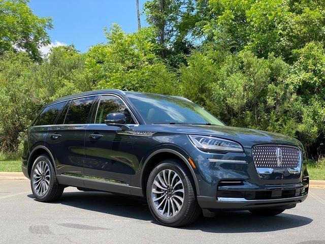 new 2024 Lincoln Aviator car, priced at $65,130