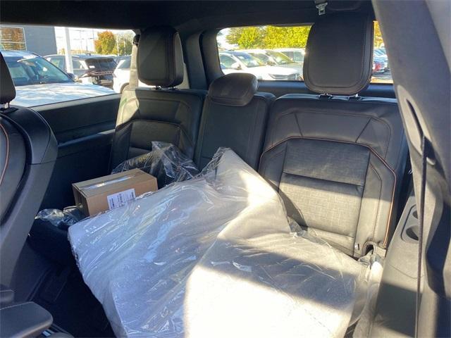 new 2025 Lincoln Navigator L car, priced at $121,585