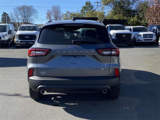 new 2025 Ford Escape car, priced at $28,046